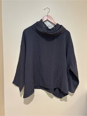 Eleven Stitch Charcoal Design Cowl Neck Travel Crinkle Size XS